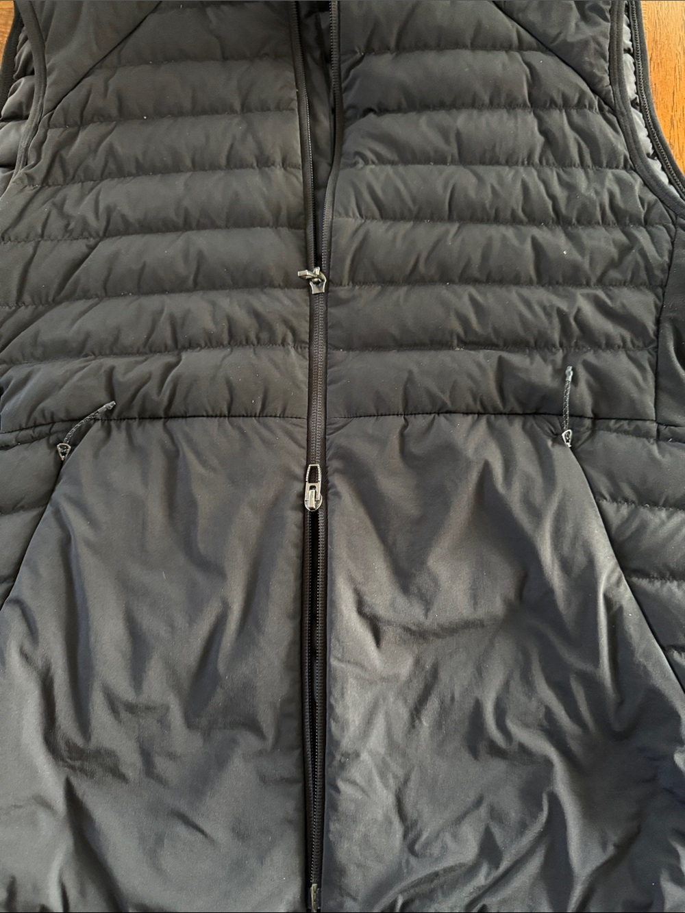 Lululemon Mens medium Down For It All Puffer Vest Black Primaloft - Picture 3 of 7